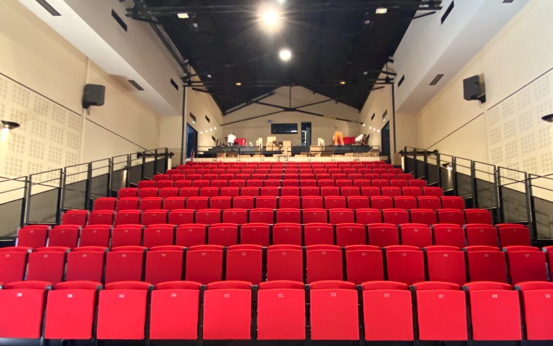 Le Théâtre Fait Peau Neuve